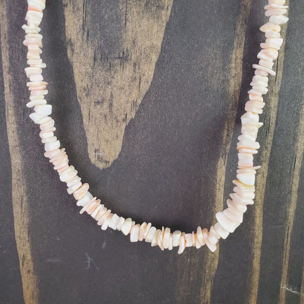 Vintage Pink & White Mini Flat Puka Shell Necklace, 17"